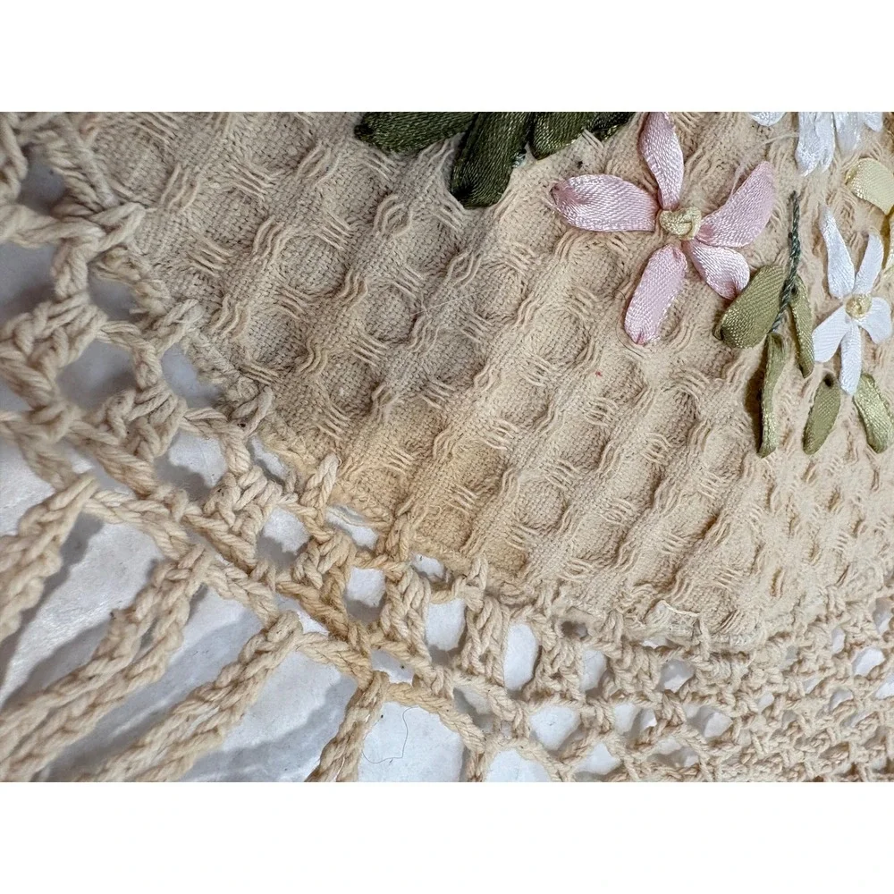 Vintage Hand Crocheted Lace Square Tablecloth Silk Ribbon Embroidery Floral 35in